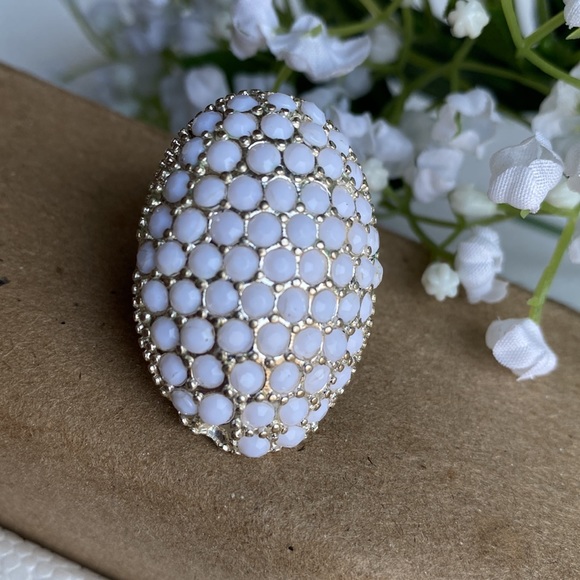 Ring - Picture 2 of 7